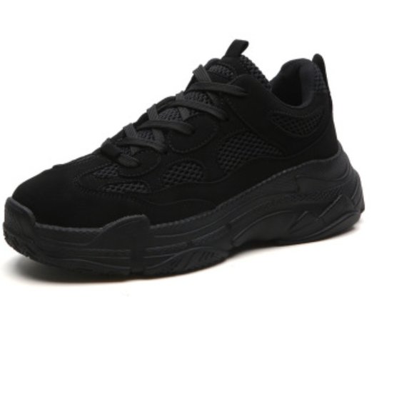 A good pair of sports and leisure - Picture 1 of 4